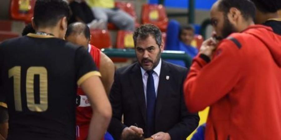مدرب الأهلي يبدي رغبته في الرحيل - ايجي سبورت