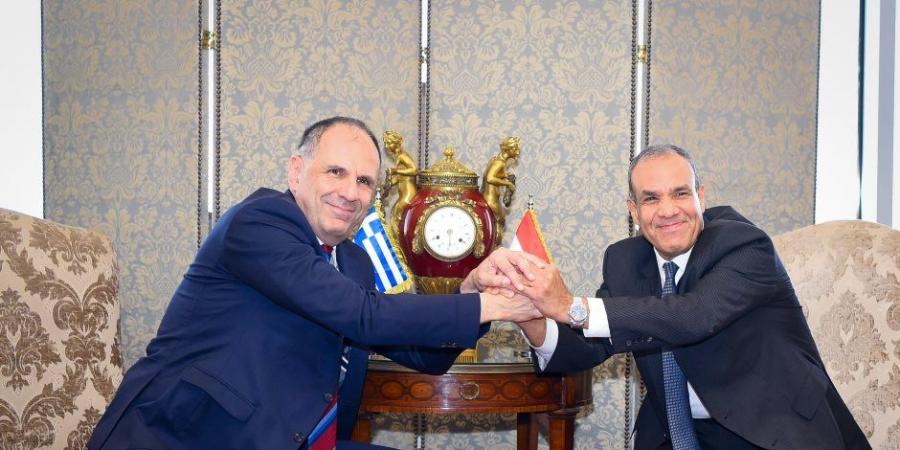 وزير الخارجية والهجرة يستقبل وزير خارجية اليونان - بوابة الكويت
