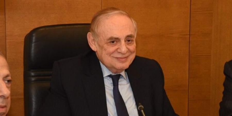 البستاني: بدل ان تكون منكبّين على العمل لإنقاذ لبنان أصبحنا مشغولين بحل أزمة النفايات - بوابة الكويت